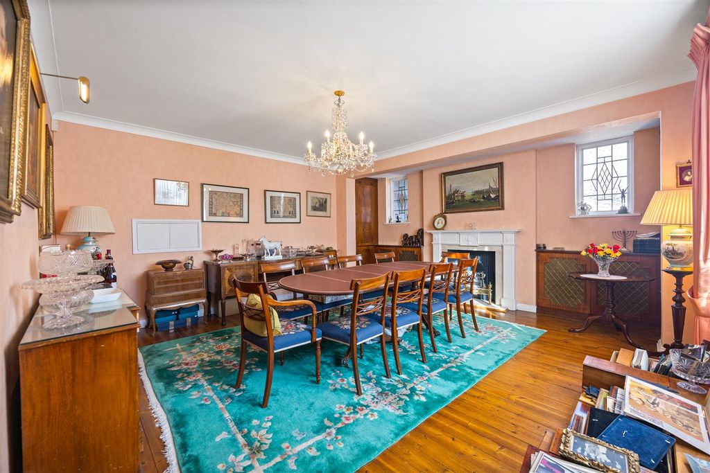 Additional image 5 of 5 bed detached house for saleCedars Close, London NW4