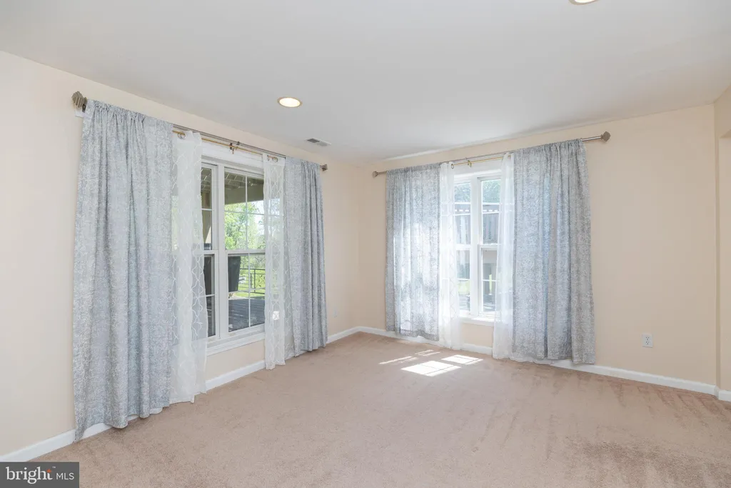 Additional image 37 of 211 Robin Redbreast Road, Newark, DE 19711