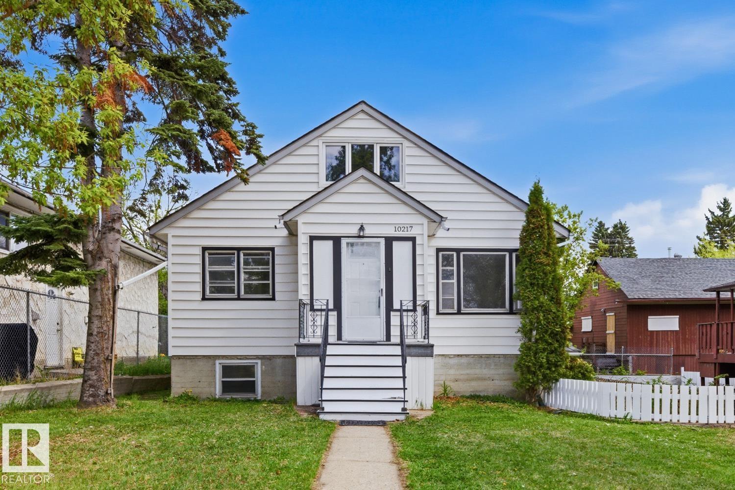 10217 155 Street NW, Edmonton, AB, T5P2L8