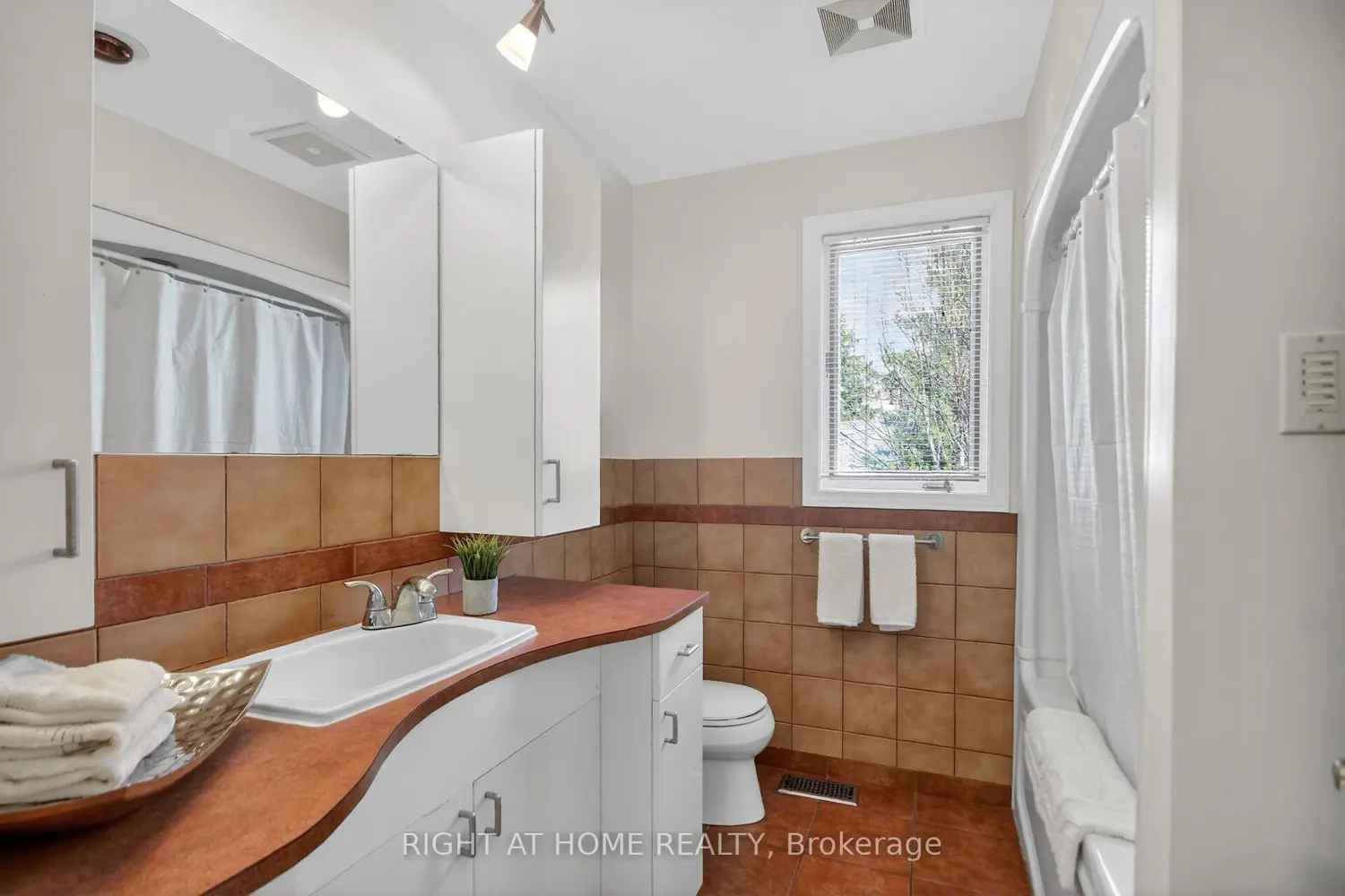 20 Palsen Street photo 5