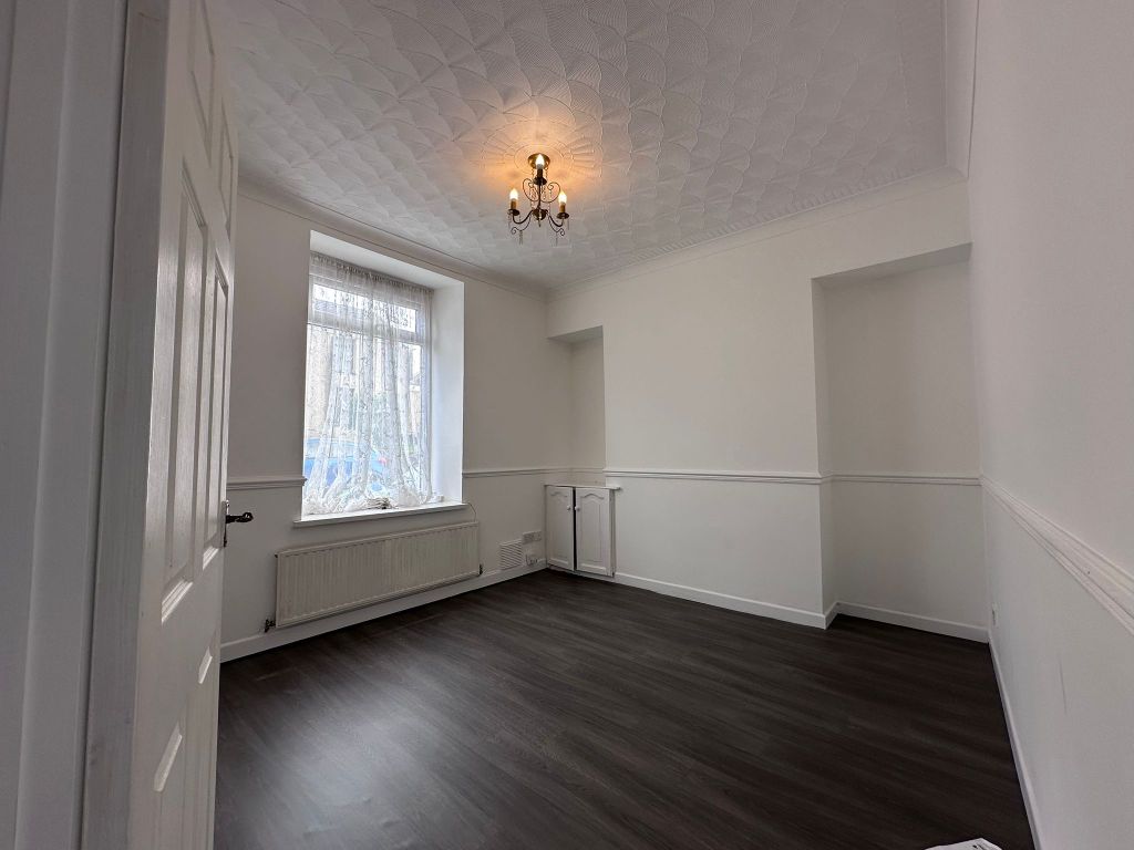 Additional image 4 of 3 bed terraced house to rentDanygraig Road, Neath SA11
