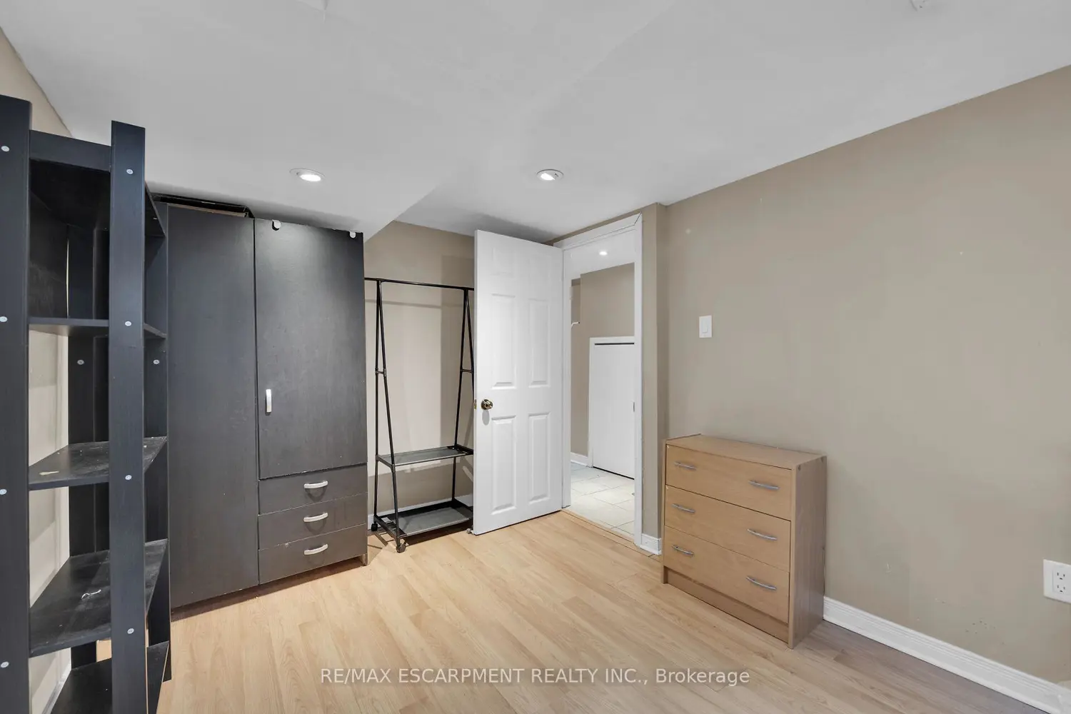 Additional image 13 of 738 King Street