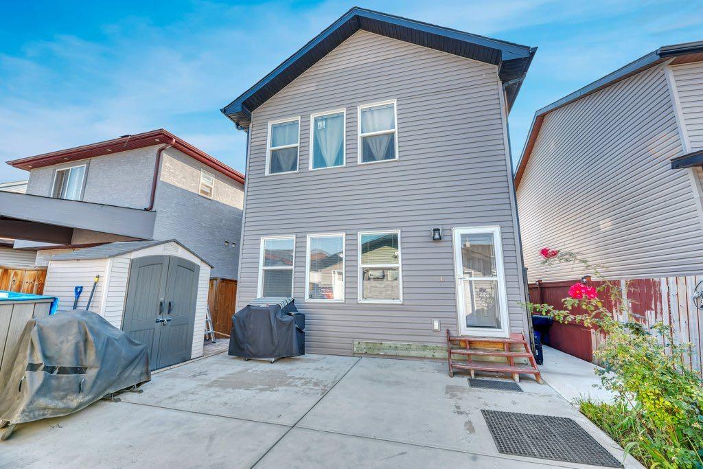 Additional image 5 of 319 Saddlebrook Circle NE, Calgary, AB, T3J 0J9