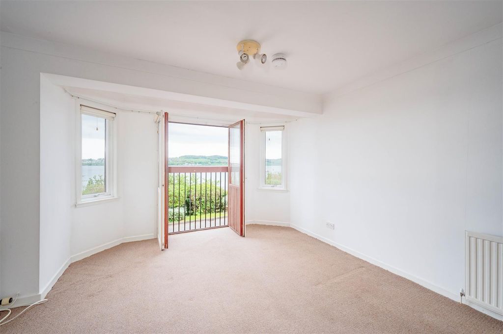 Additional image 3 of 2 bed flat for saleOgilvie Court, Broughty Ferry, Dundee DD5