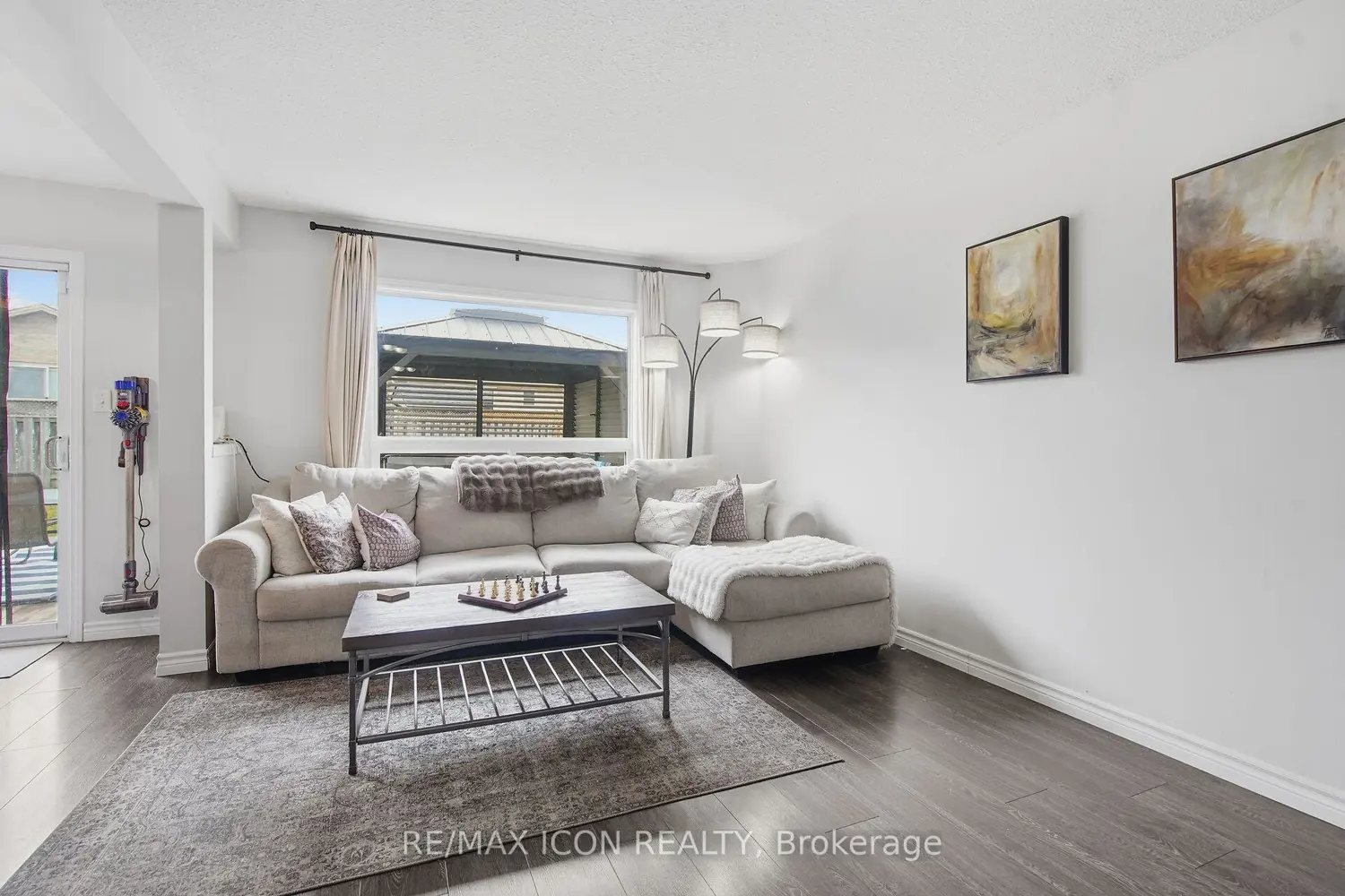 583 Fieldgate Circle