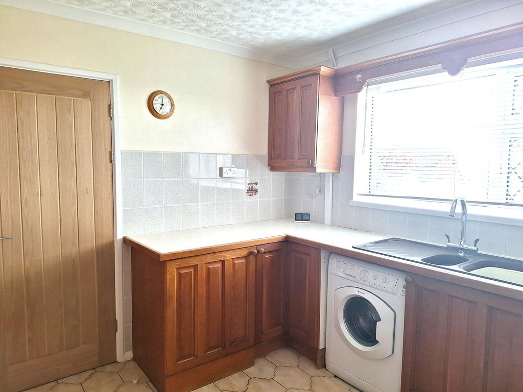 Additional image 8 of 3 bed property to rentMaes Ty Canol, Baglan, Port Talbot SA12