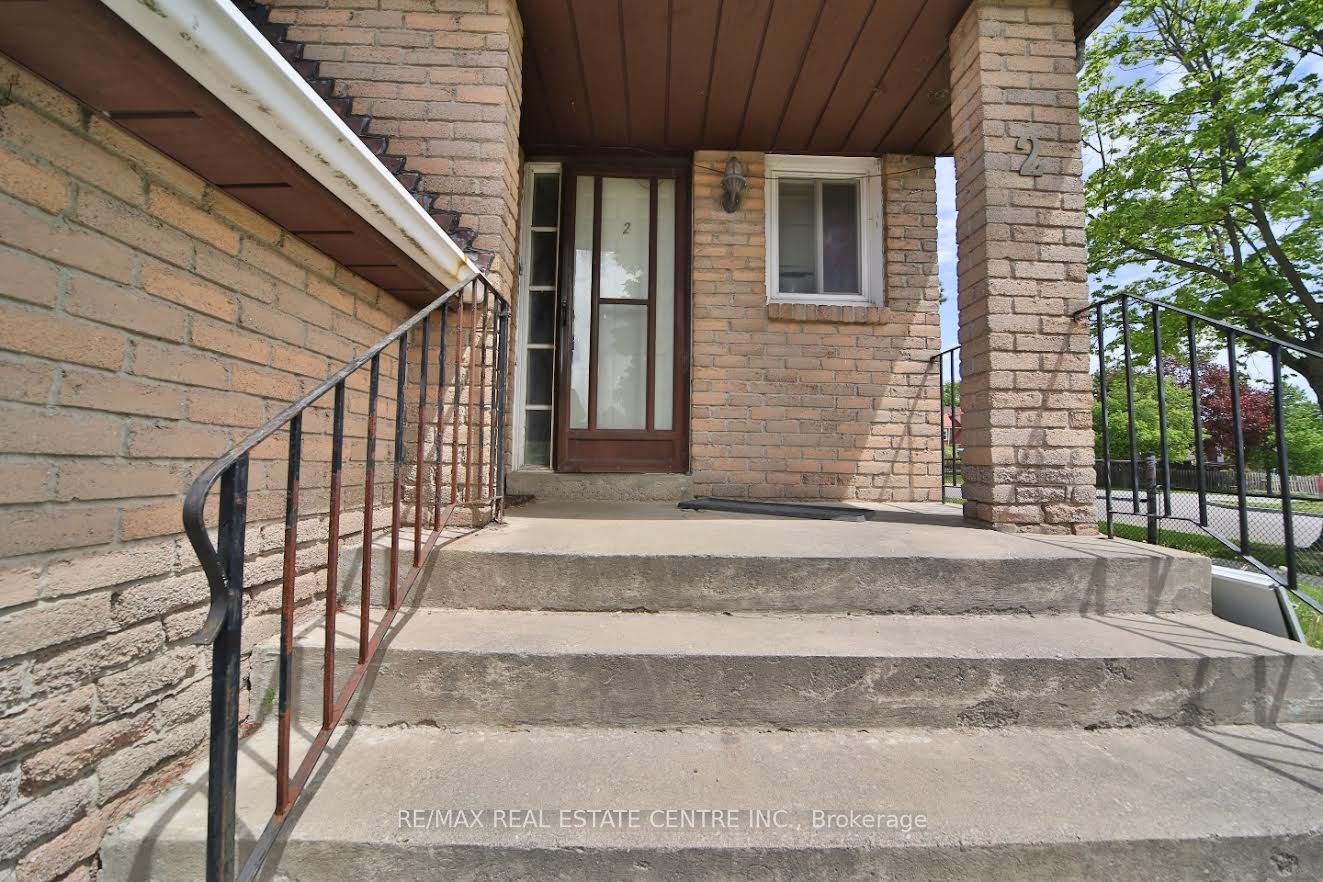 Additional image 5 of 2 Roehampton Crescent, Brampton, ON, L6Y 2R4