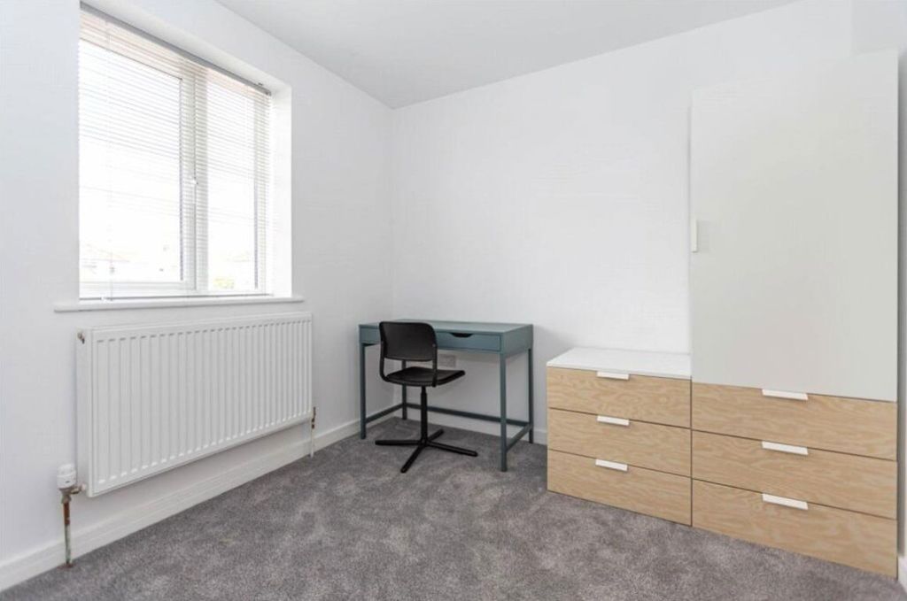 Additional image 8 of 6 bed property to rentStanley Avenue, Filton BS34