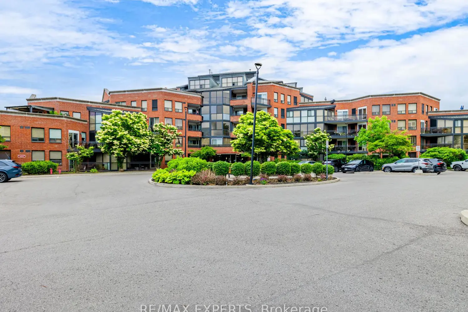 100 Arbors Lane 215