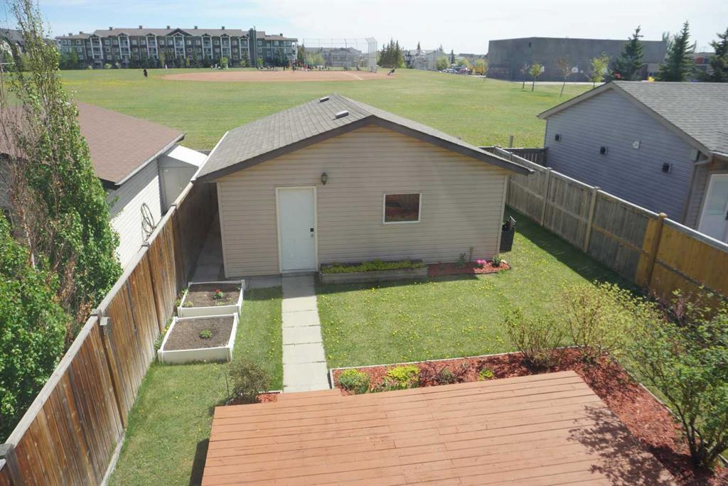 Additional image 3 of 383 Prestwick Close SE, Calgary, AB, T2Z 4Y5