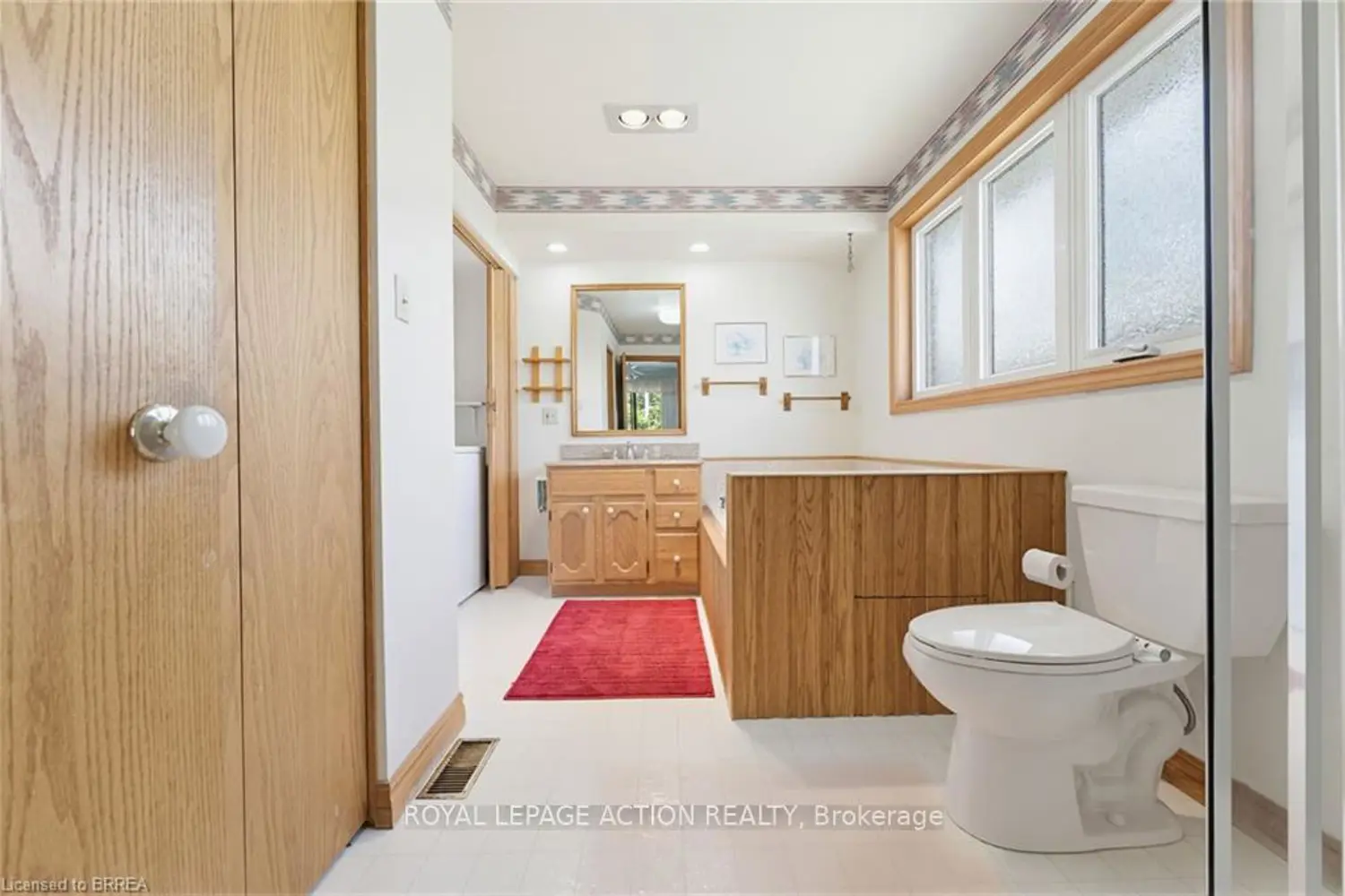 Additional image 11 of 90 Henderson Avenue