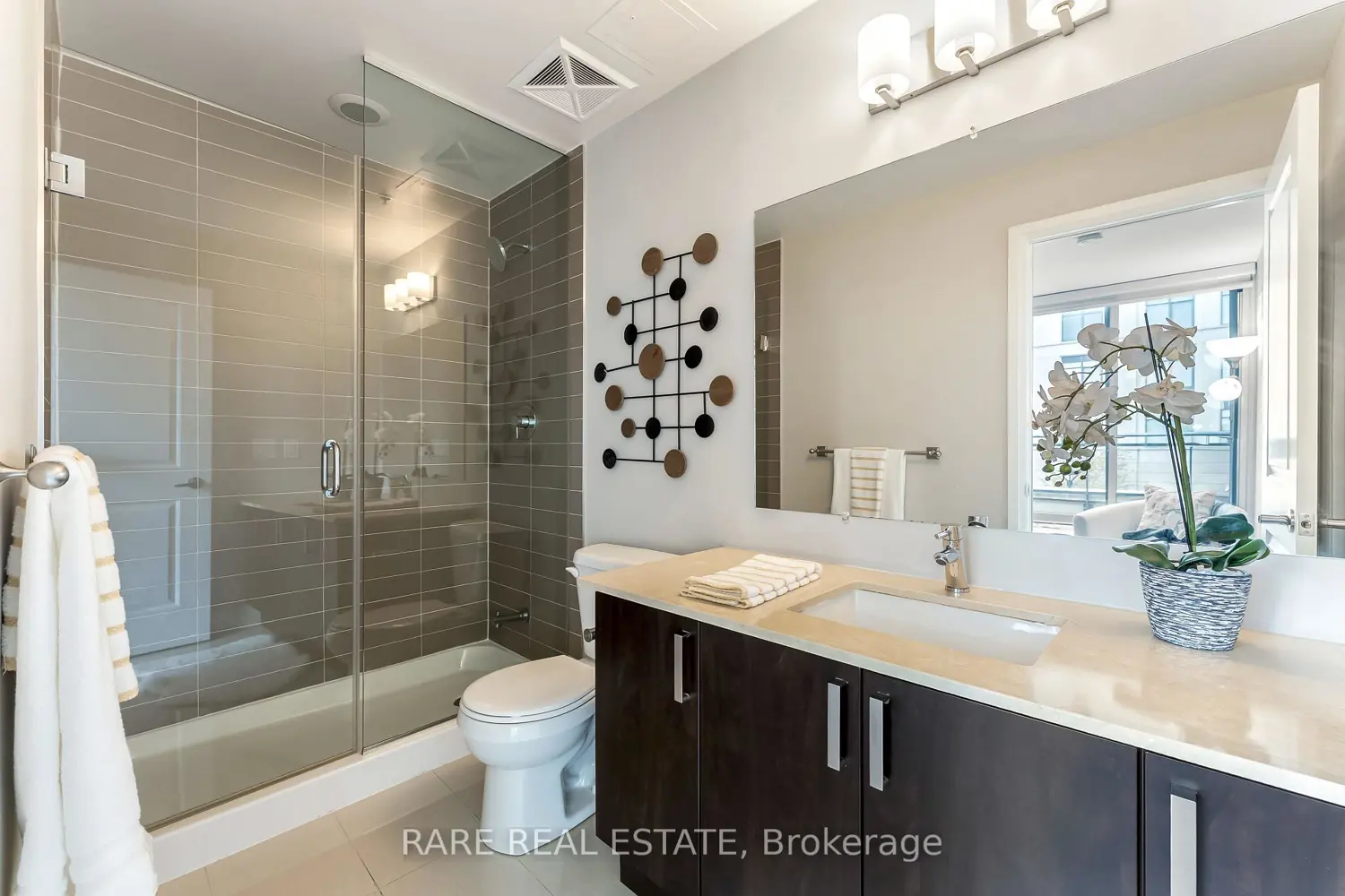 Additional image 11 of 24 Woodstream Boulevard #118