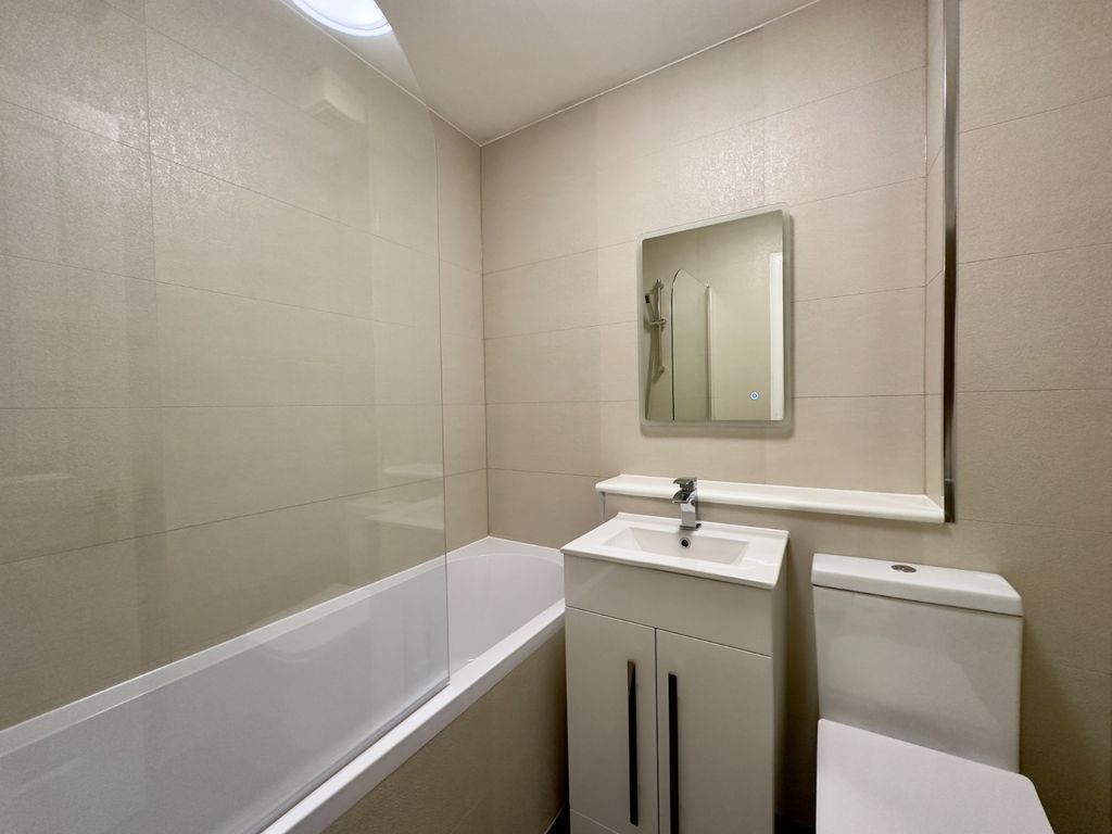 Additional image 13 of 2 bed terraced house to rentMallots View, Newton Mearns, Glasgow G77