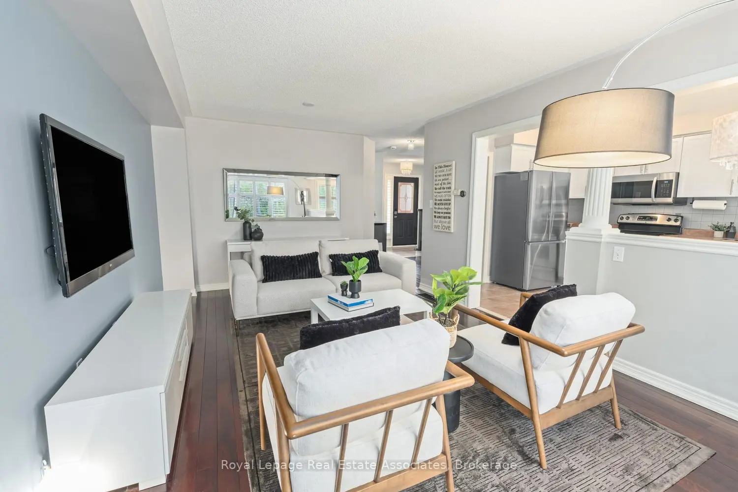 28 Gilmer Court