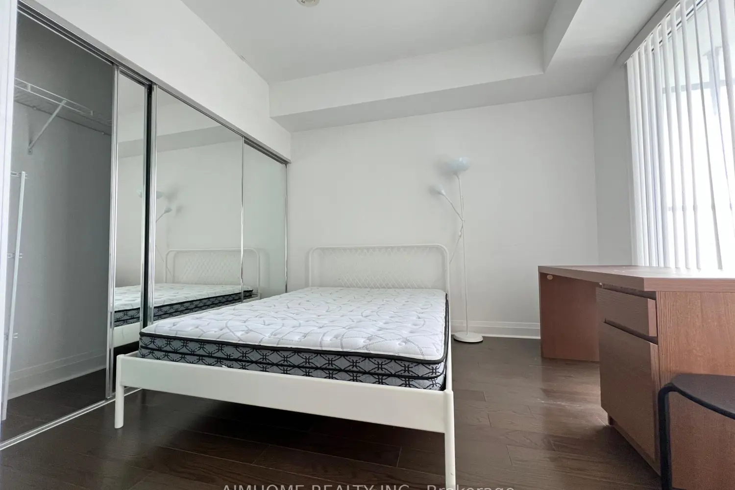 Additional image 8 of 1080 Bay Street 1506