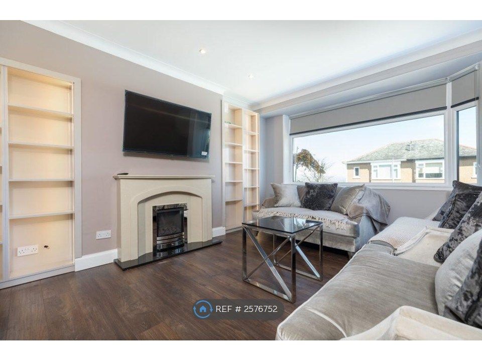 Additional image 2 of 3 bed semi-detached house to rentFereneze Avenue, Glasgow G76