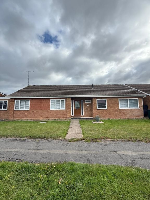 6 bed detached bungalow to rentDe Montfort Way, Cannon Park, Coventry CV4