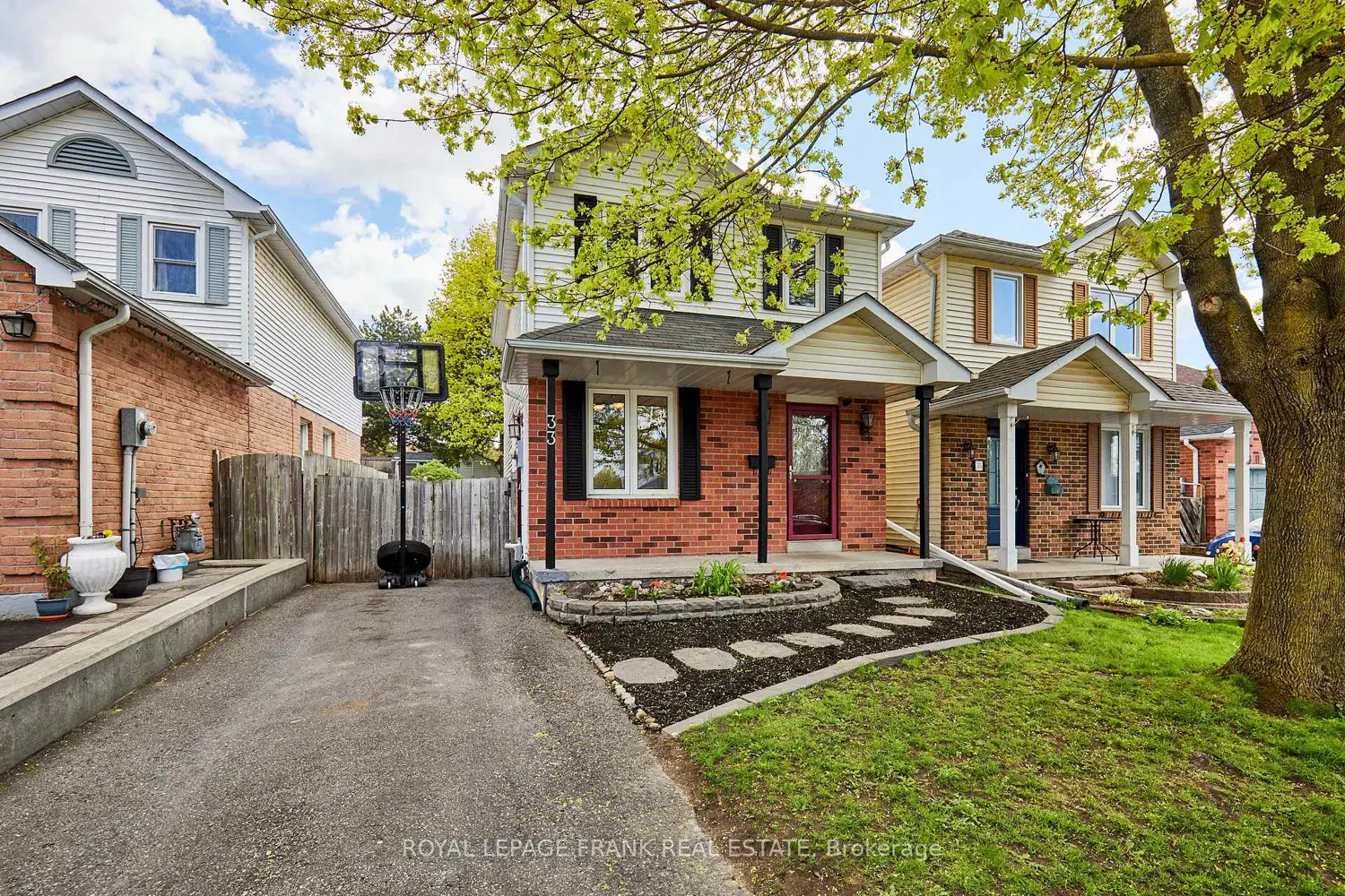 33 Overbank Drive