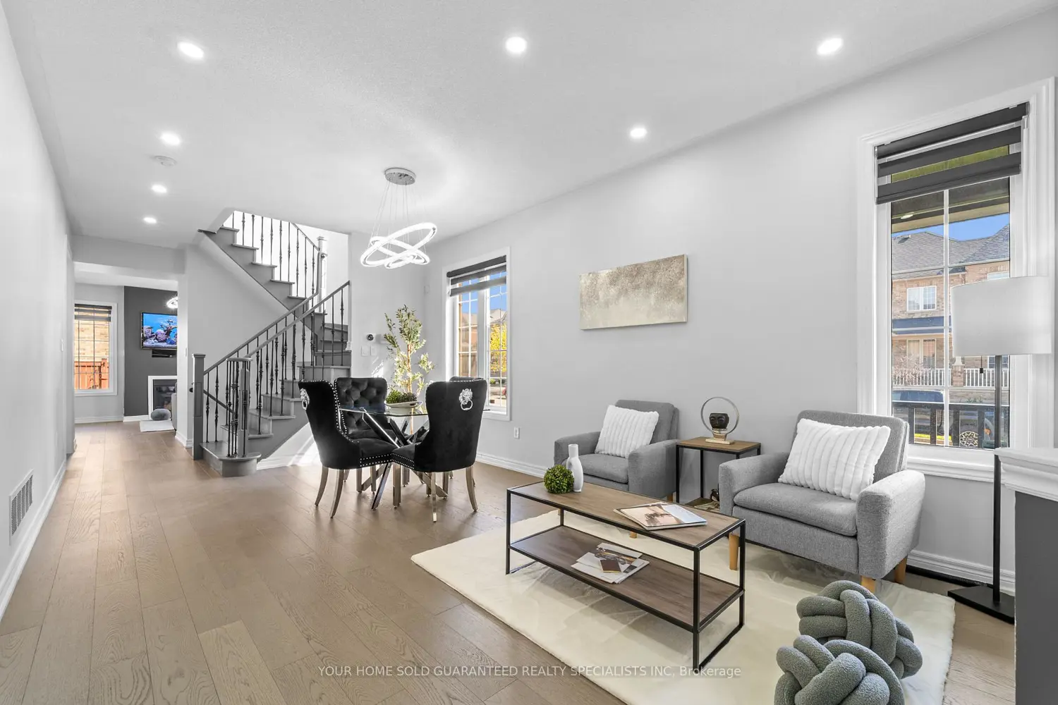 37 Mantle Avenue photo 2