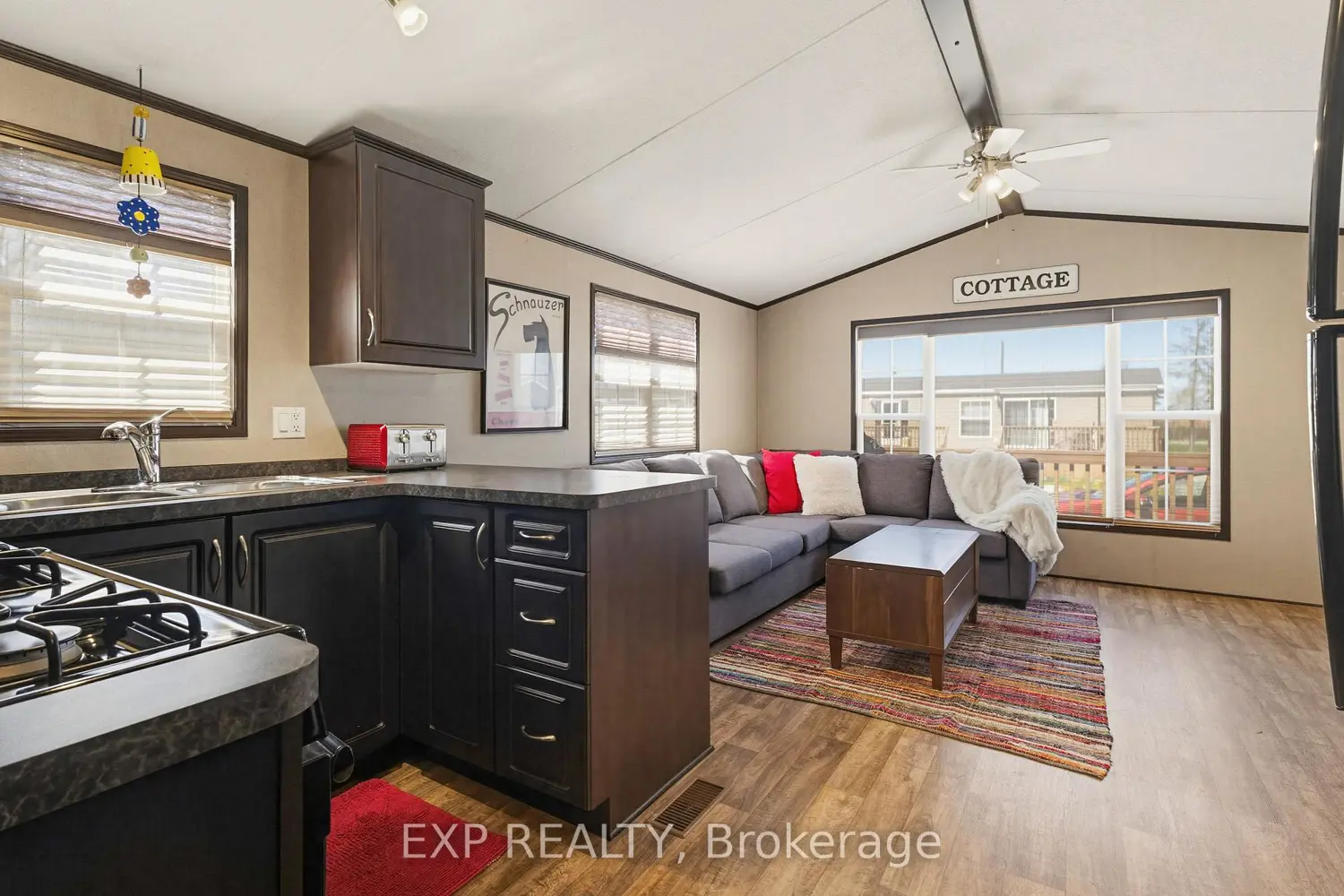 1501 Line 8 Road 503 photo 5