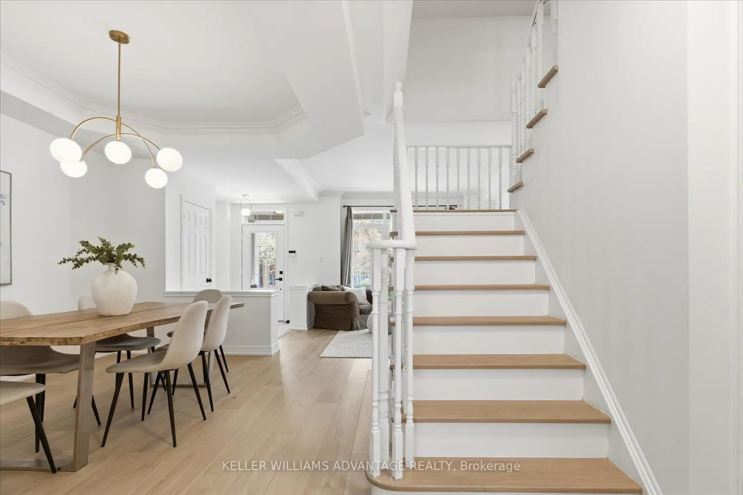 95 Sarah Ashbridge Avenue photo 5