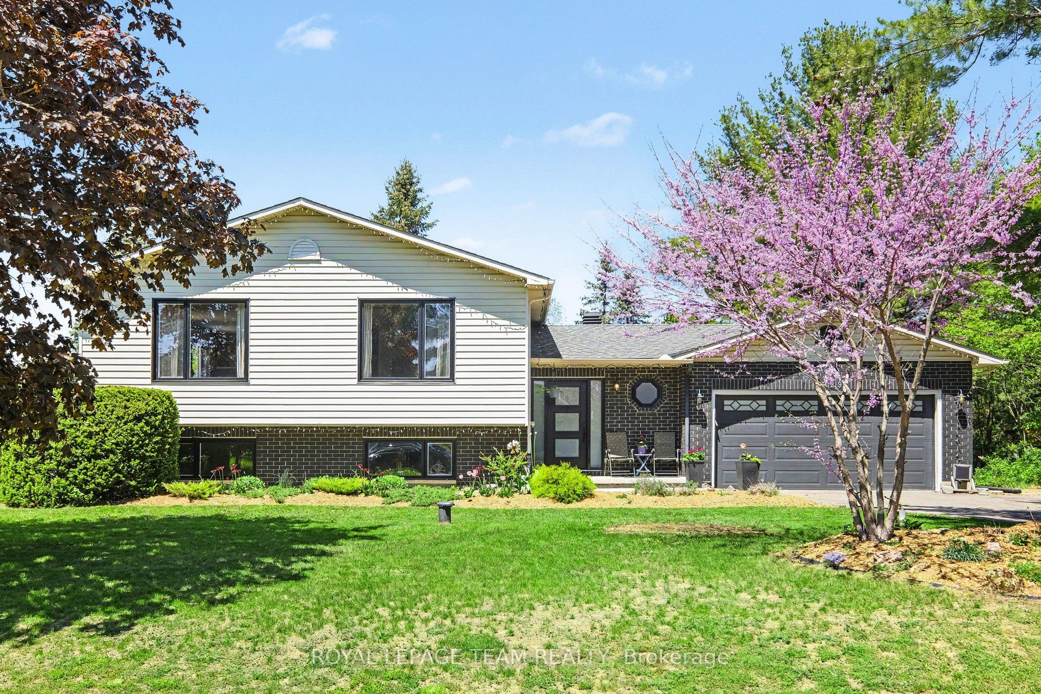 3229 Wild Cherry Drive, Ottawa, ON, K0A 2W0