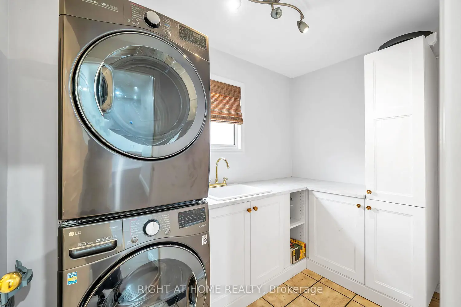 632 Longworth Avenue photo 4