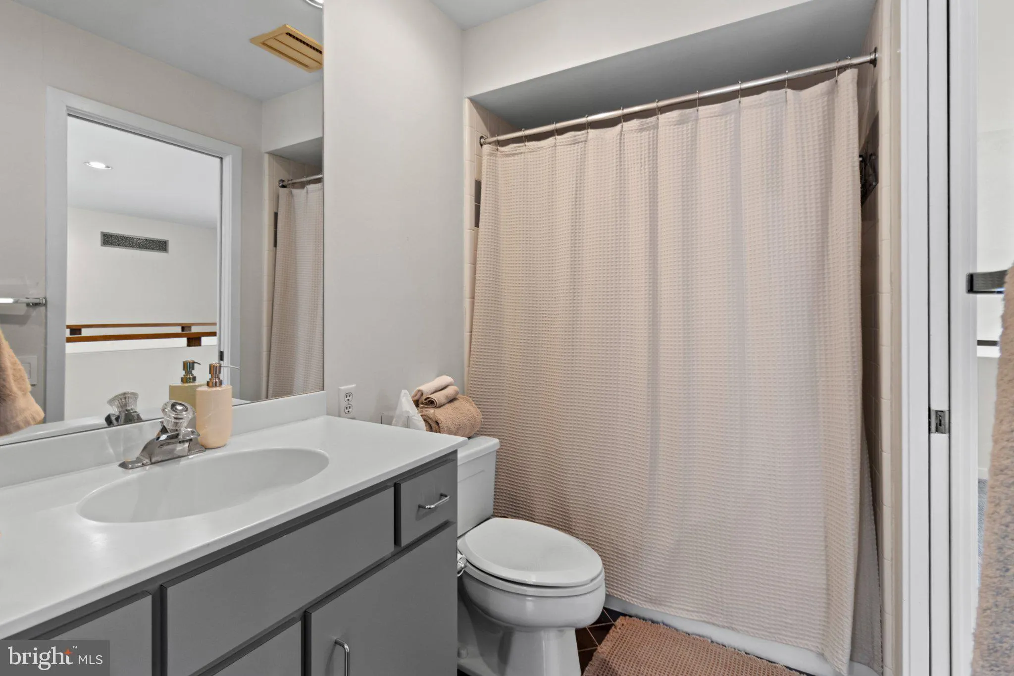 Additional image 121 of 119 Bellant Circle, Wilmington, DE 19807