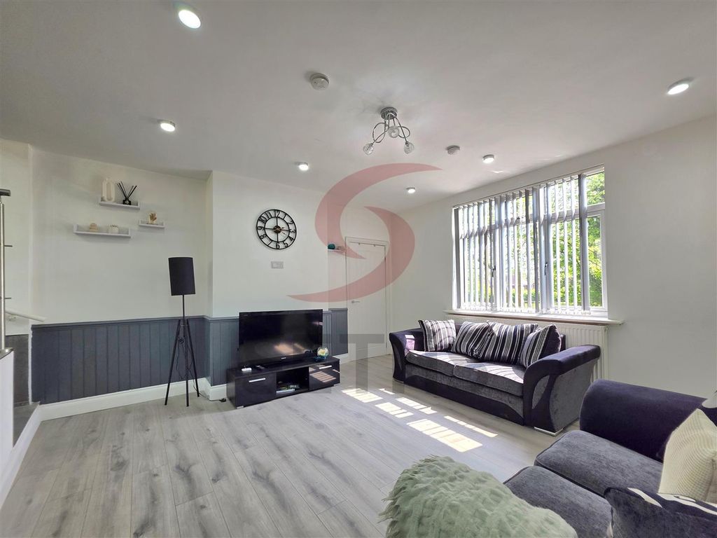 Additional image 5 of 2 bed flat to rentGipsy Lane, Humberstone, Leicester LE5