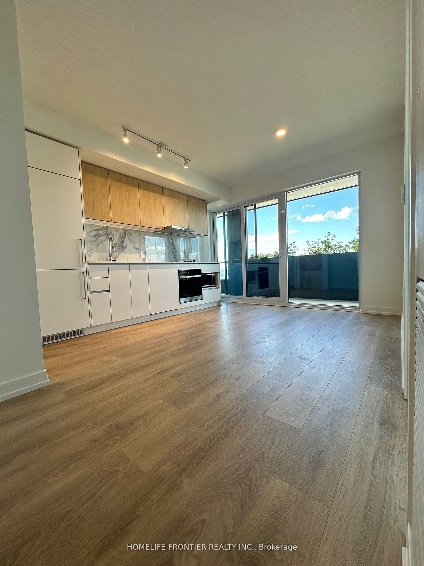 Additional image 5 of 627-1100 Sheppard Avenue W, Toronto, ON, M3J 0H1