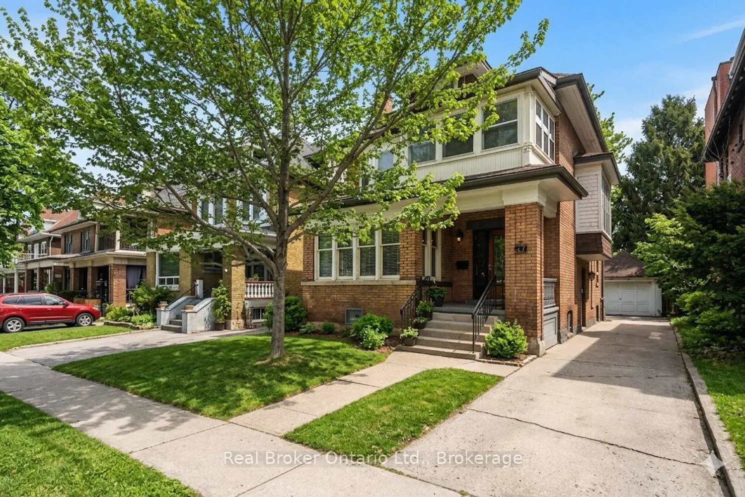 77 Proctor Boulevard