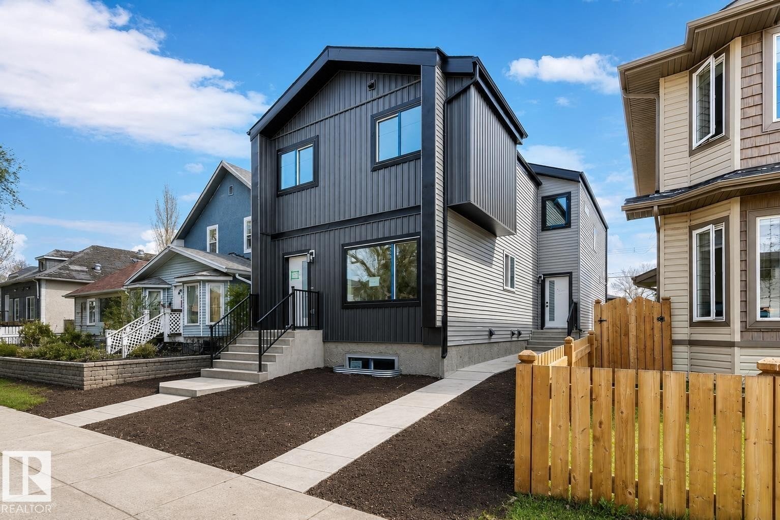 Additional image 7 of 11229 96 Street NW, Edmonton, AB, T5T1G1