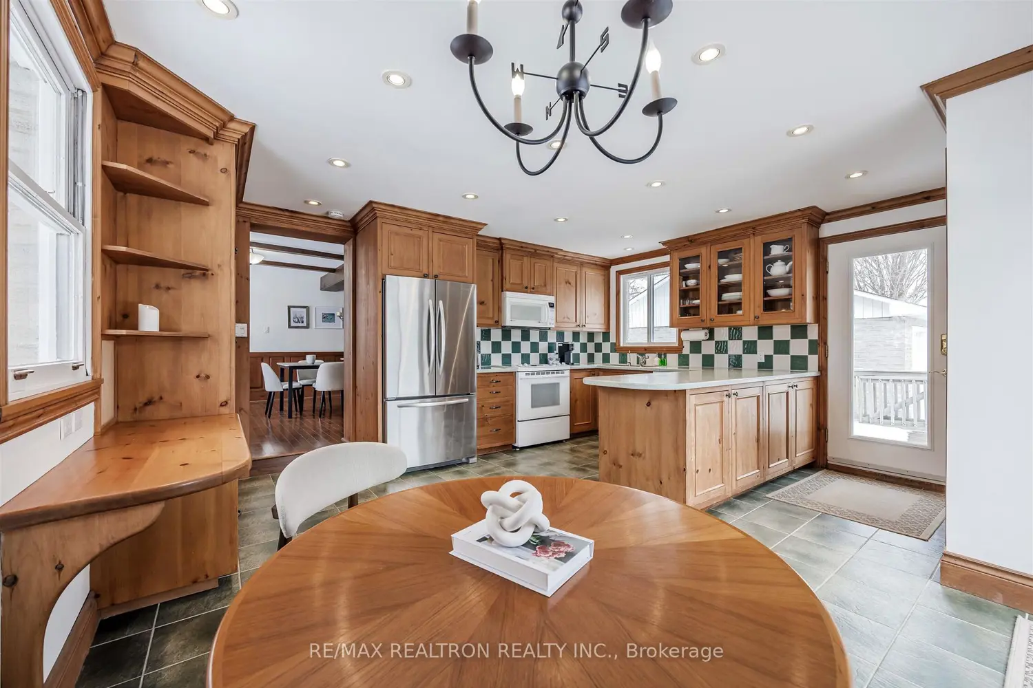 Additional image 9 of 17755 Warden Avenue