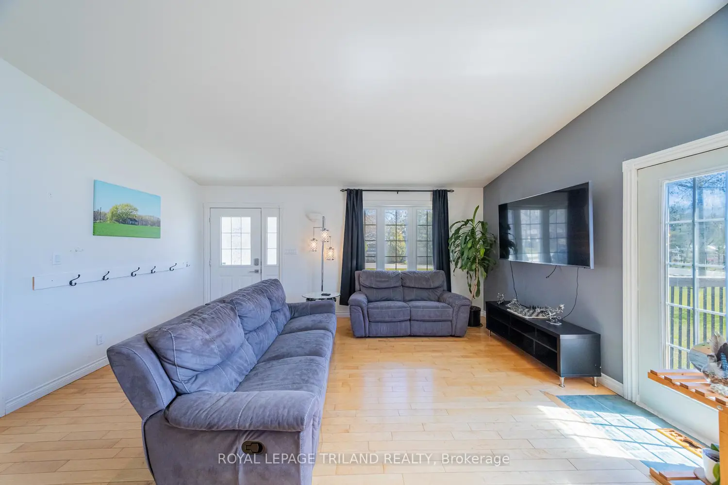 Additional image 11 of 10234 Julie Avenue
