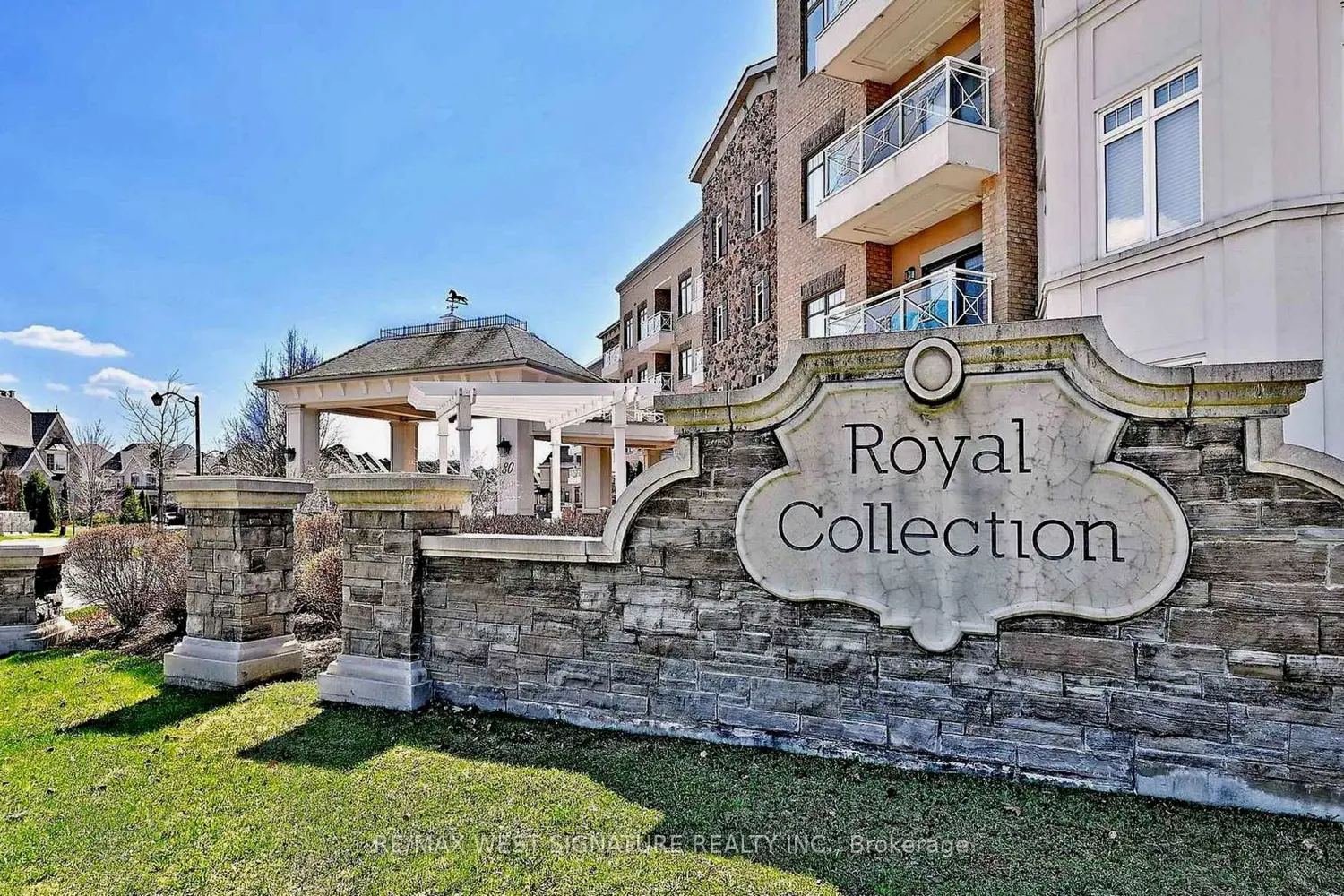 80 Burns Boulevard 112