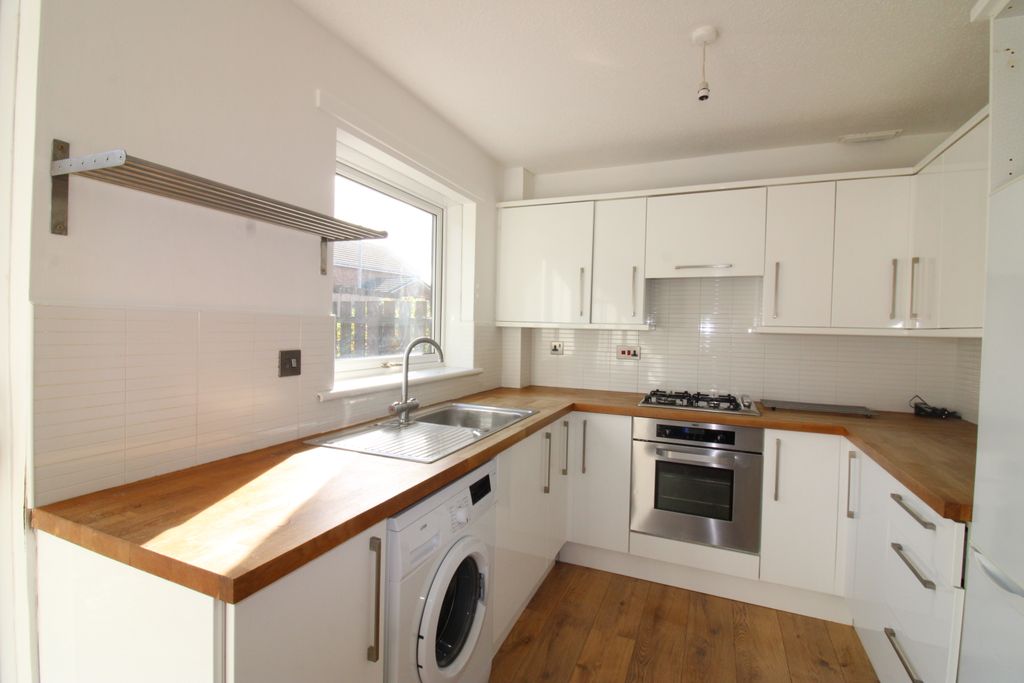 Additional image 3 of 2 bed end terrace house to rentGreenlaw Crescent, Paisley PA1