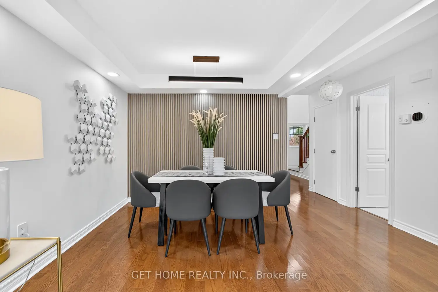 80 Wilkie Crescent photo 2