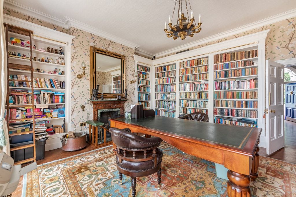 Additional image 17 of 6 bed equestrian for saleBurghfield Common, Reading, Berkshire RG7