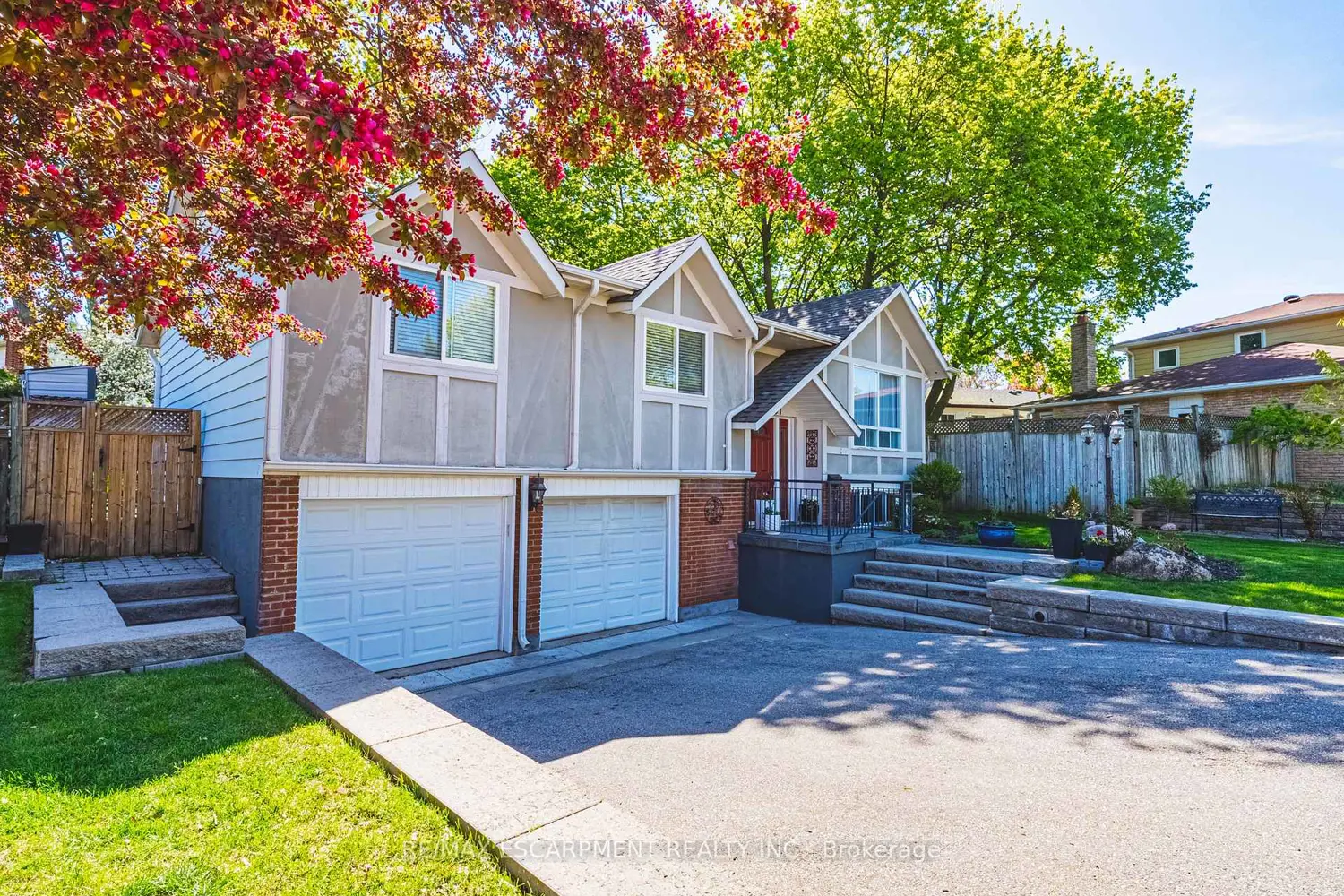 Additional image 2 of 2231 Sandringham Drive