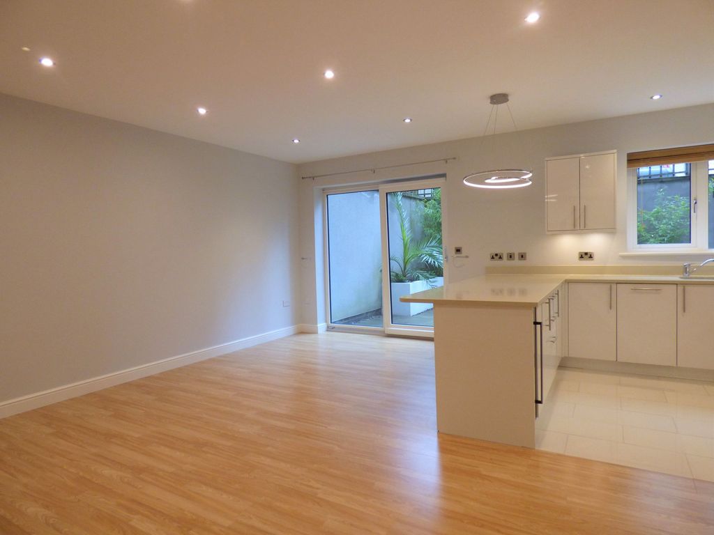 Additional image 3 of 2 bed flat to rentCrystal Mount, 59, Albert Road North, Malvern WR14