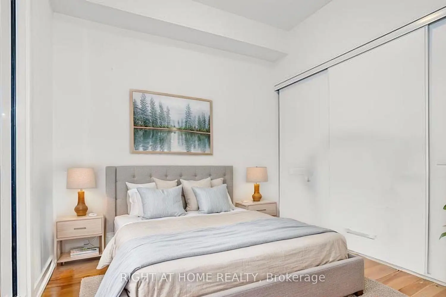 Additional image 5 of 9201 Yonge Street 205