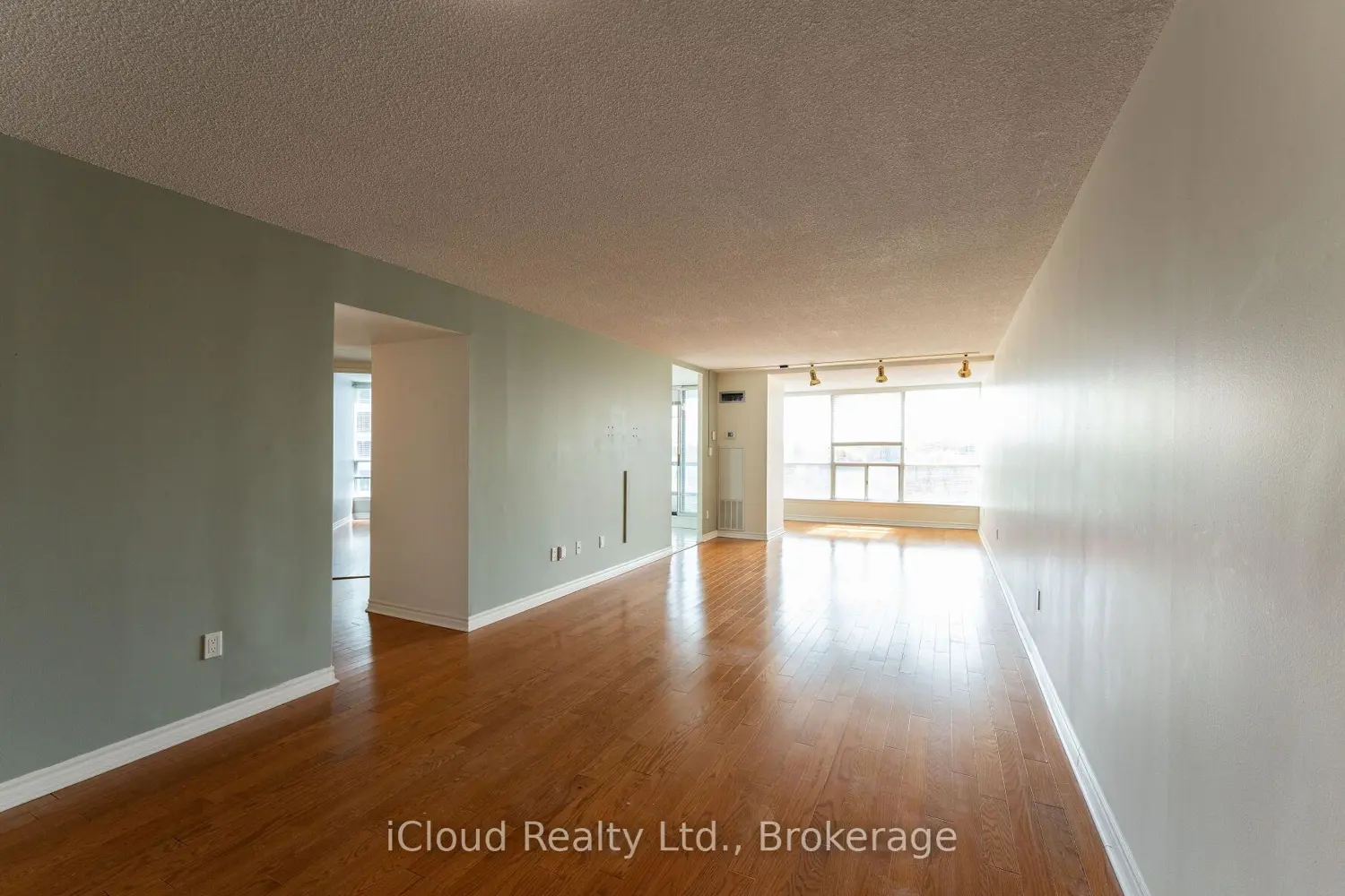 Additional image 8 of 30 Holly Street 901