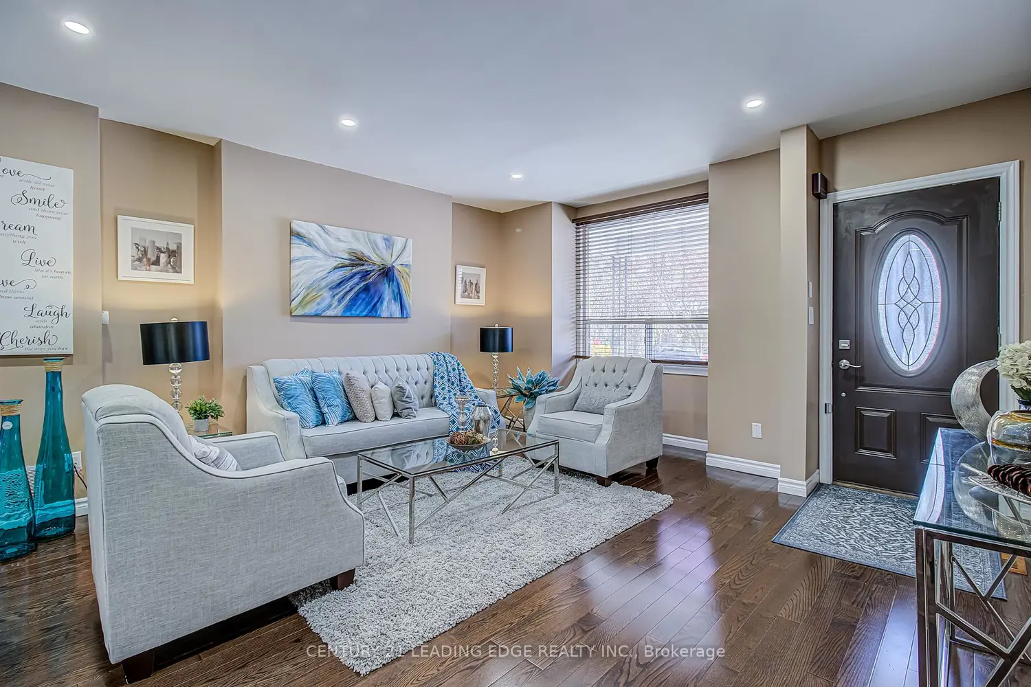106 Parkmount Road photo 2