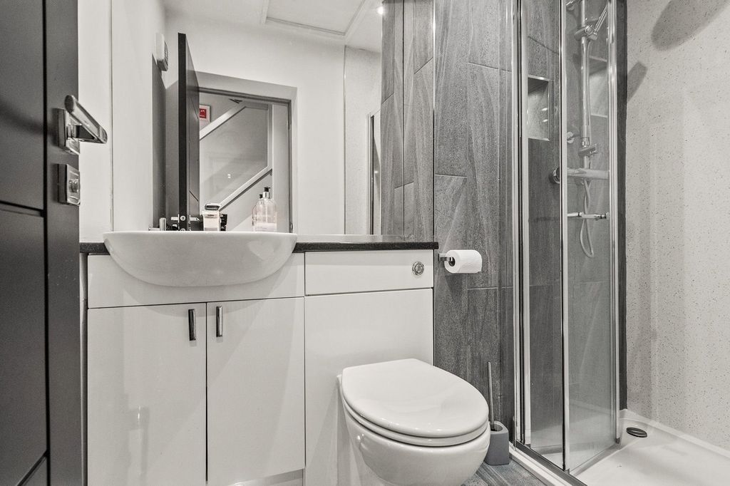 Additional image 13 of 3 bed detached house for sale70 Anson Avenue, Falkirk FK1