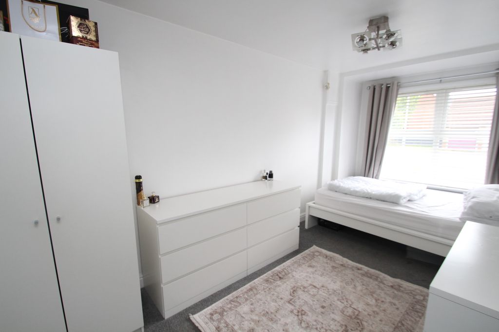 Additional image 18 of 4 bed semi-detached house to rentDonaldswood Park, Paisley PA2