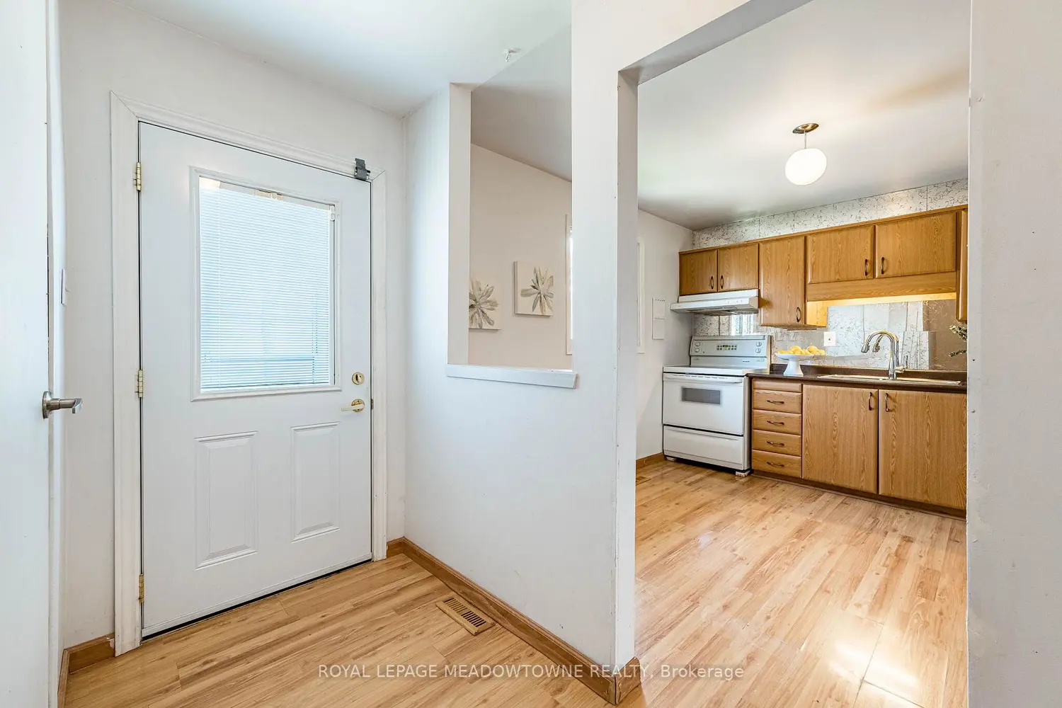 Additional image 4 of 93 Hansen Road 34