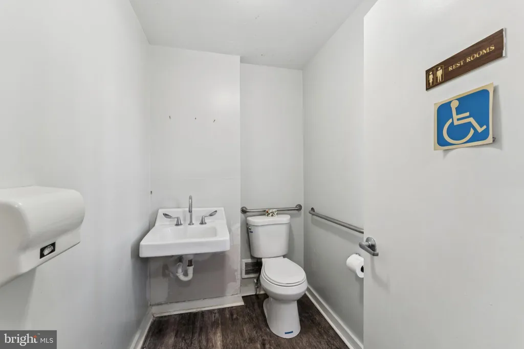 Additional image 25 of 1004 White Oak Drive, Oxon Hill, MD 20745