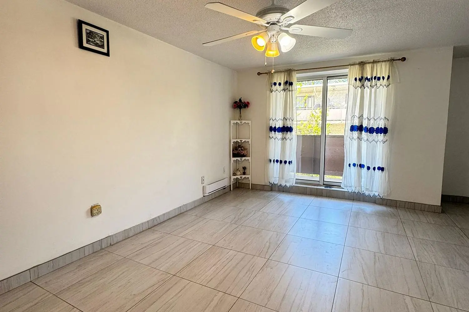 Additional image 3 of 1445 Wilson Avenue 202