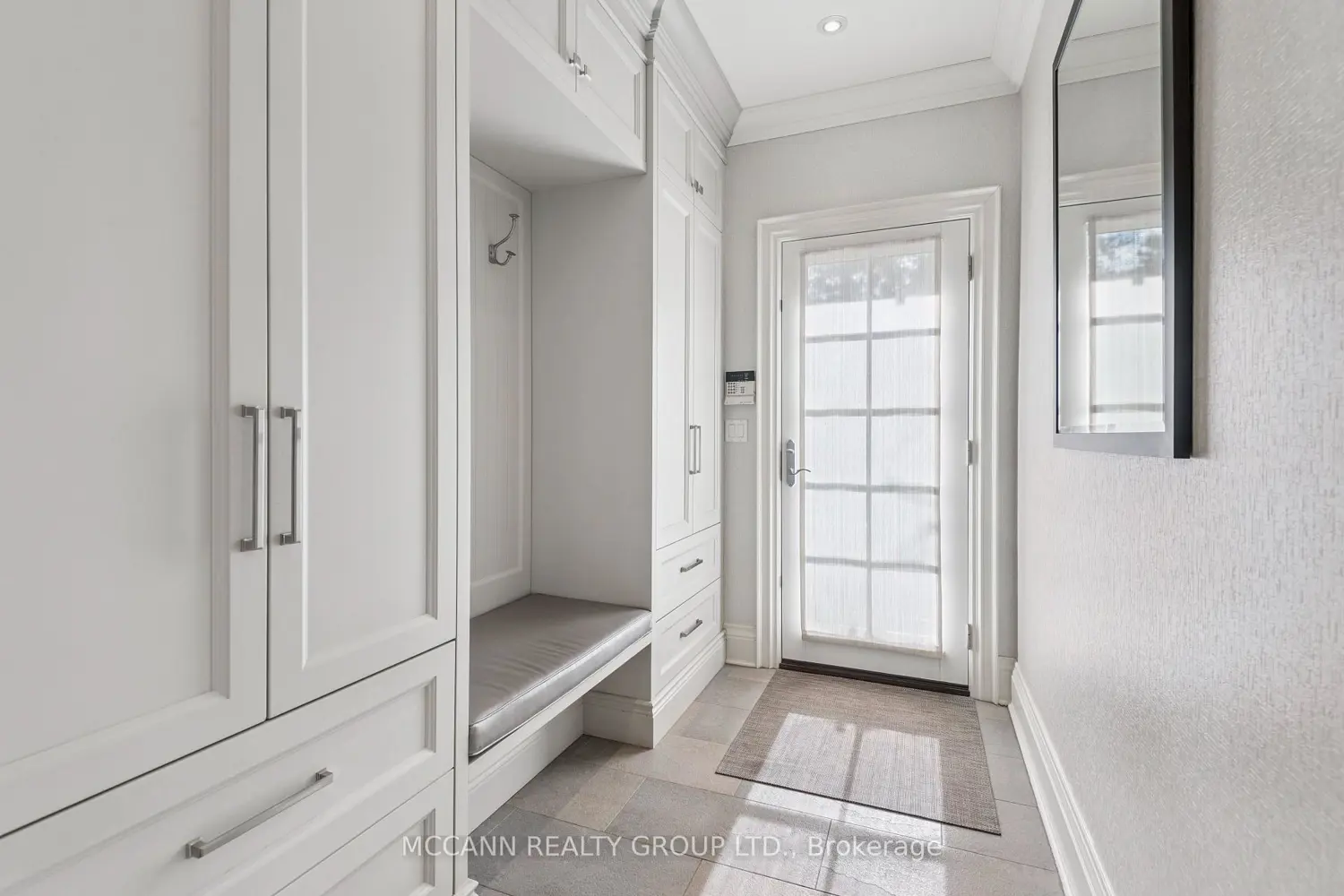 45 Lascelles Boulevard photo 4