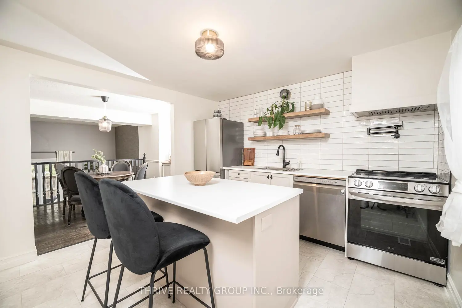 Additional image 5 of 300 Sandringham Crescent 70